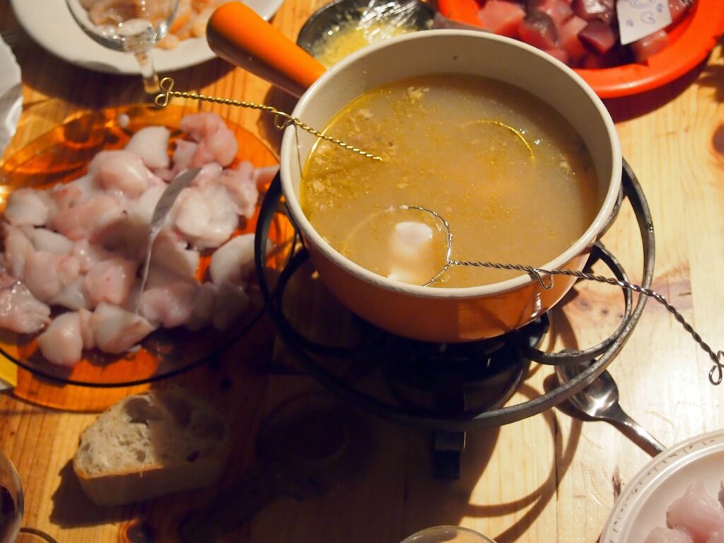 fondue de caldo, caldo para fondue de carne, fondue de carne con caldo